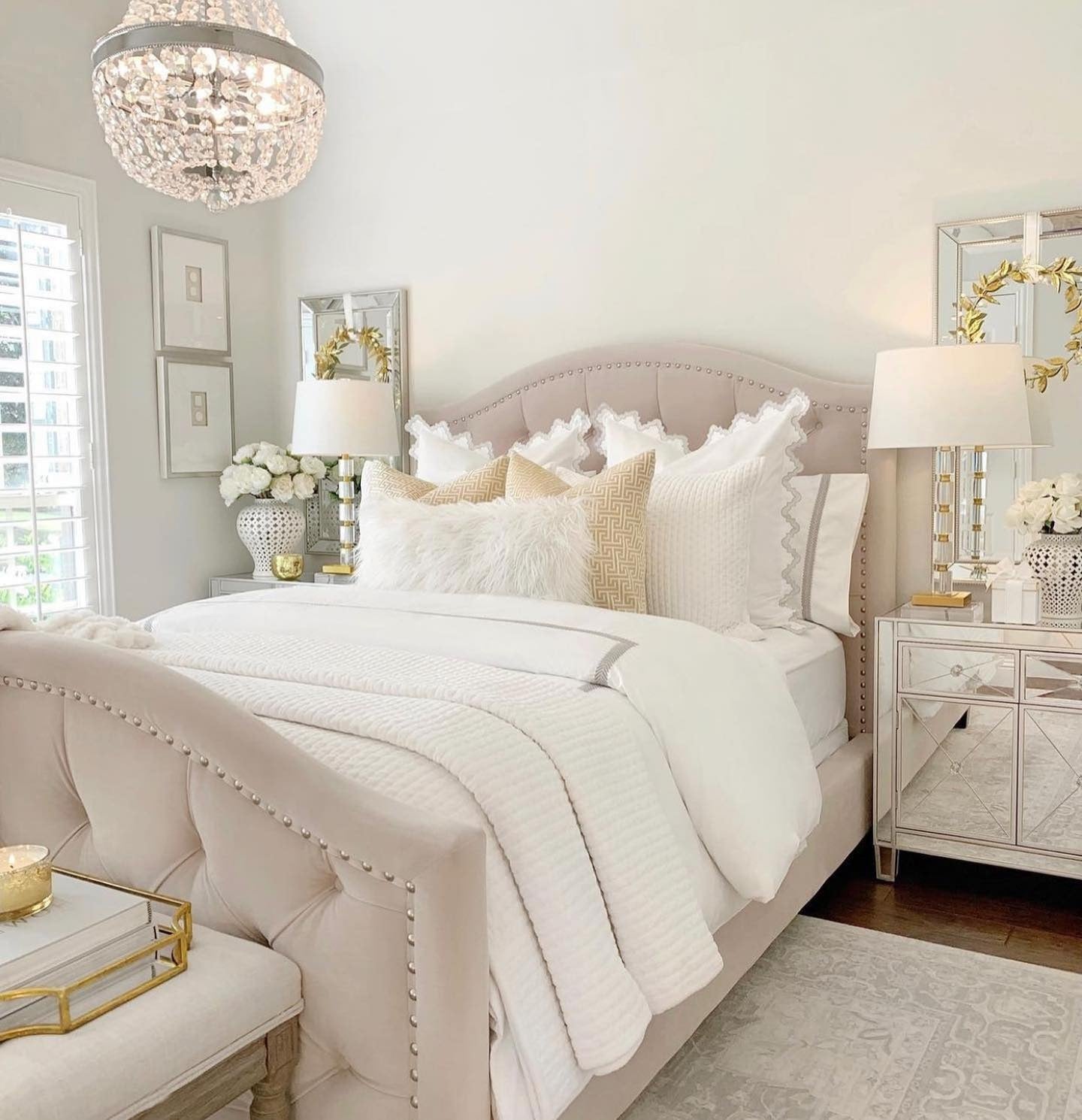 15 Glam Bedroom Ideas Gorgeous Bedroom Glow-Up