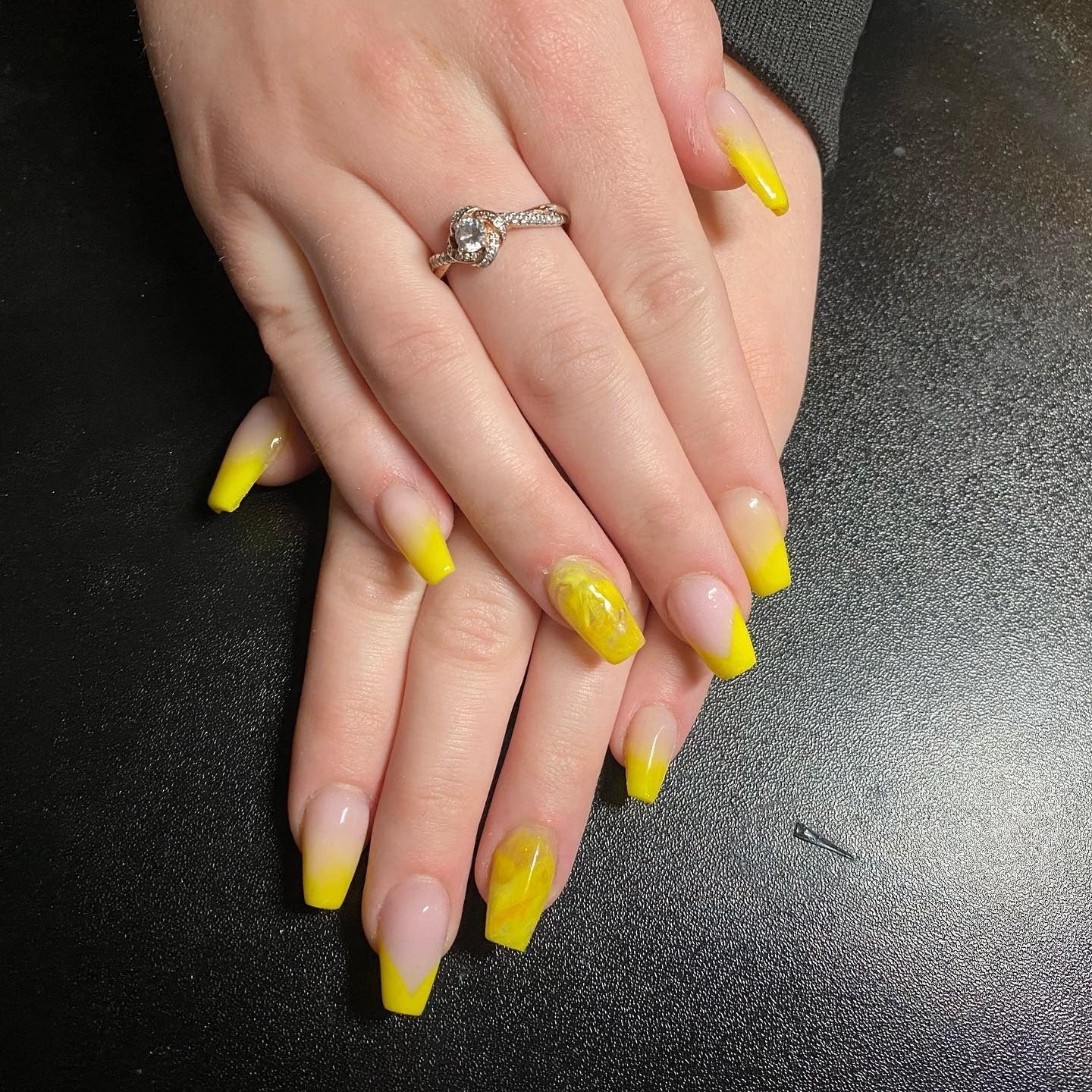 15 Yellow Coffin Nail Ideas to Level Up Your Nails