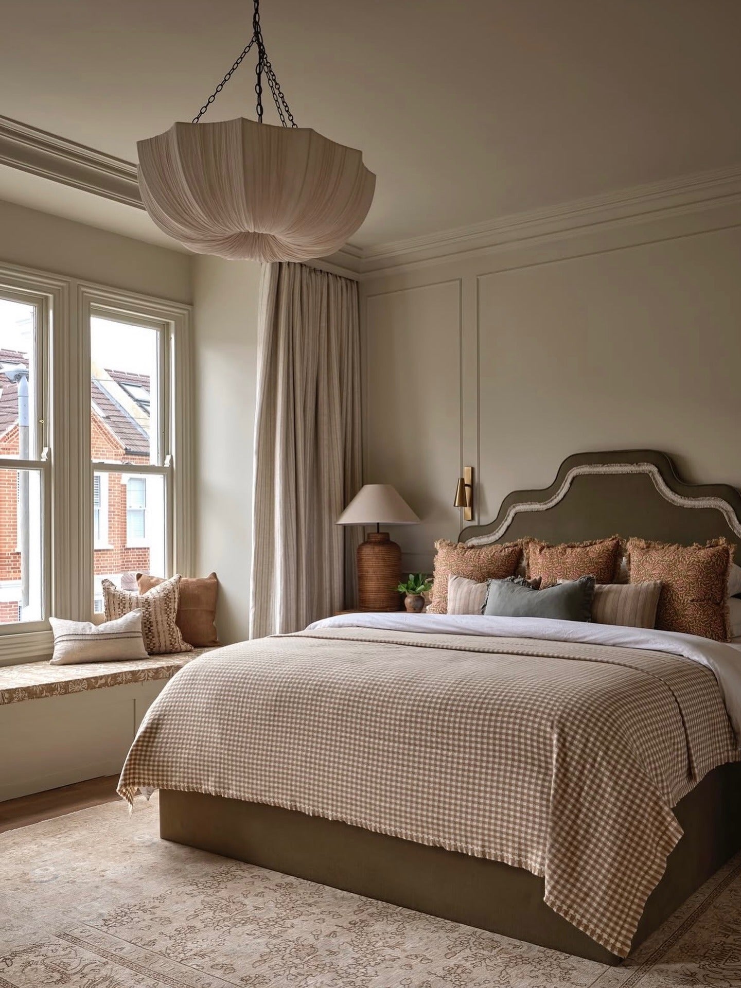 15 Classic Old Money Bedroom Ideas You’ll Love