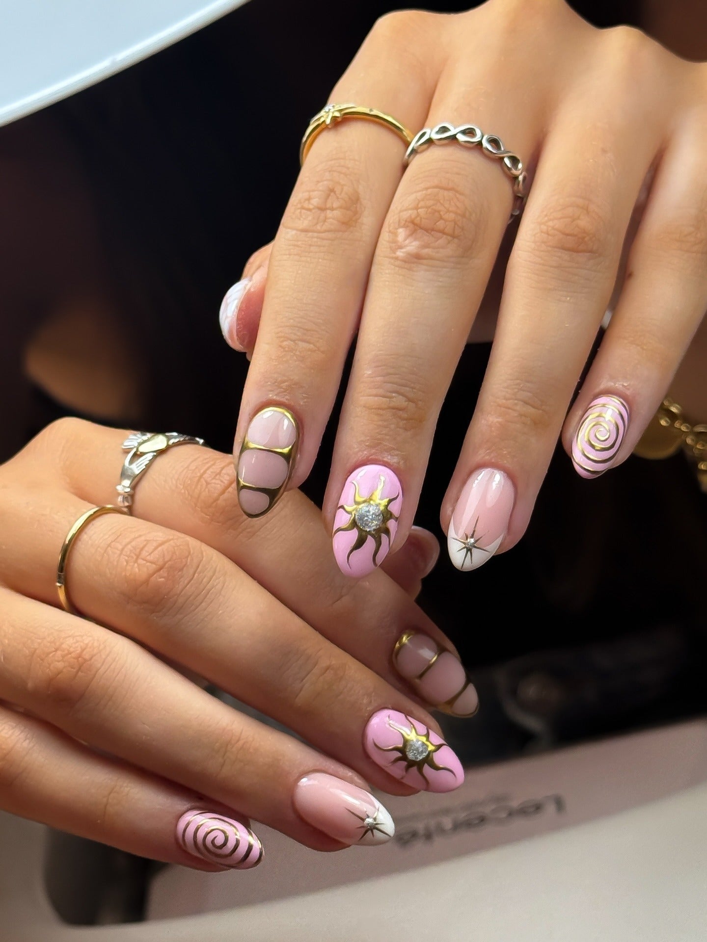 15 Chic Pink And Gold Nail Ideas for Glam Nails