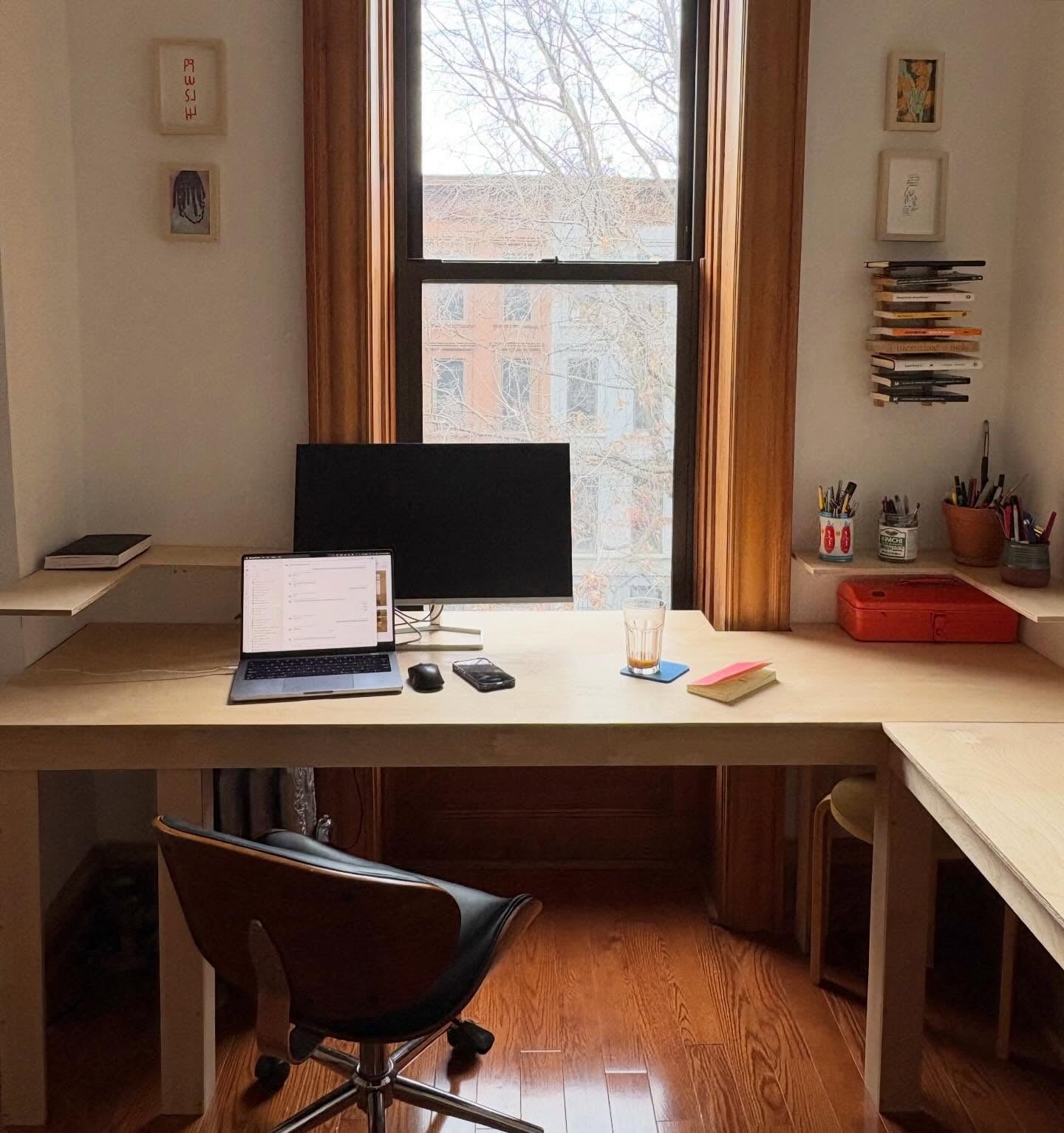 15 Chic Tiny Office Space Ideas
