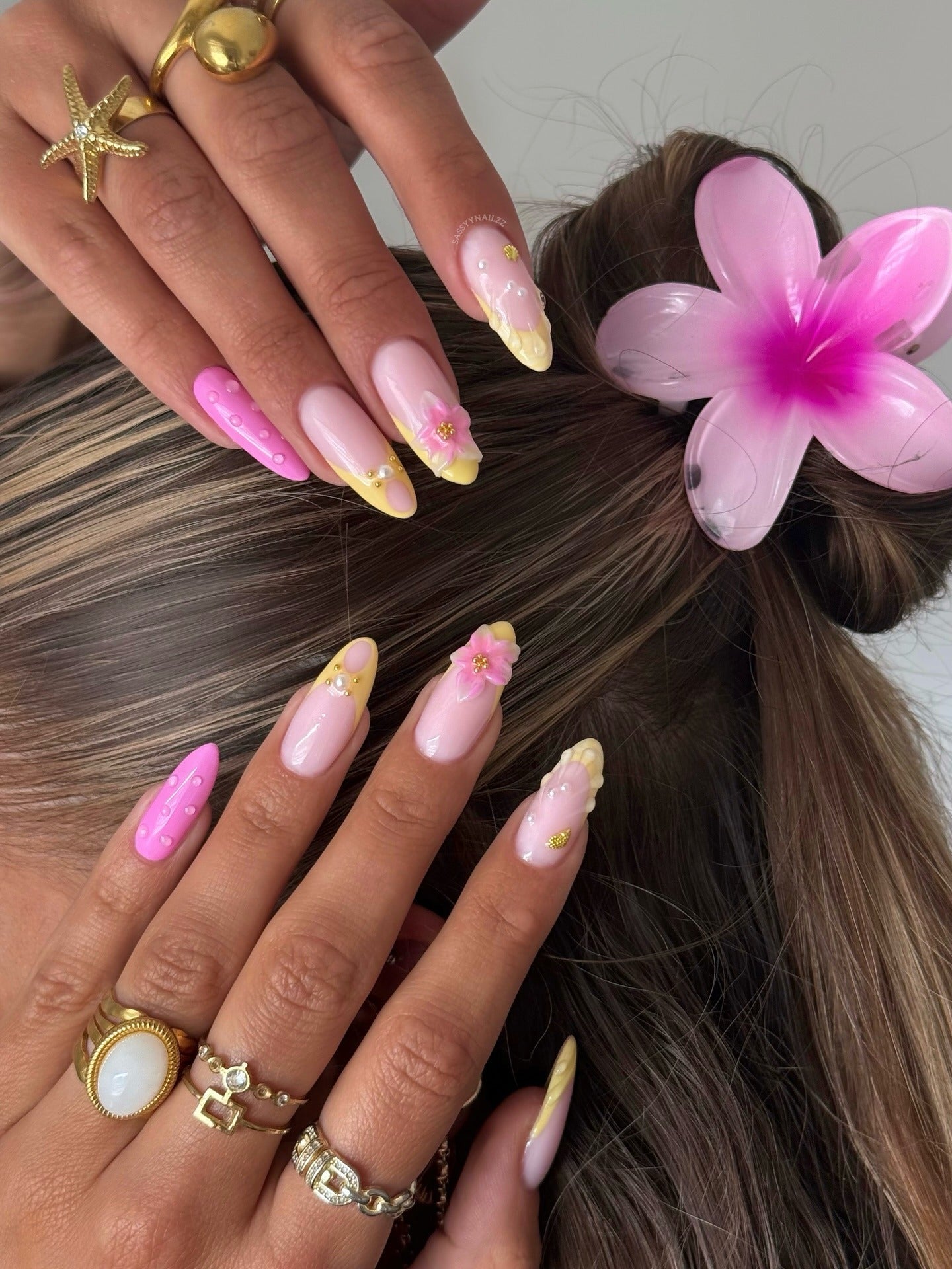 20 Elegant Almond Nail Ideas for a Chic Look