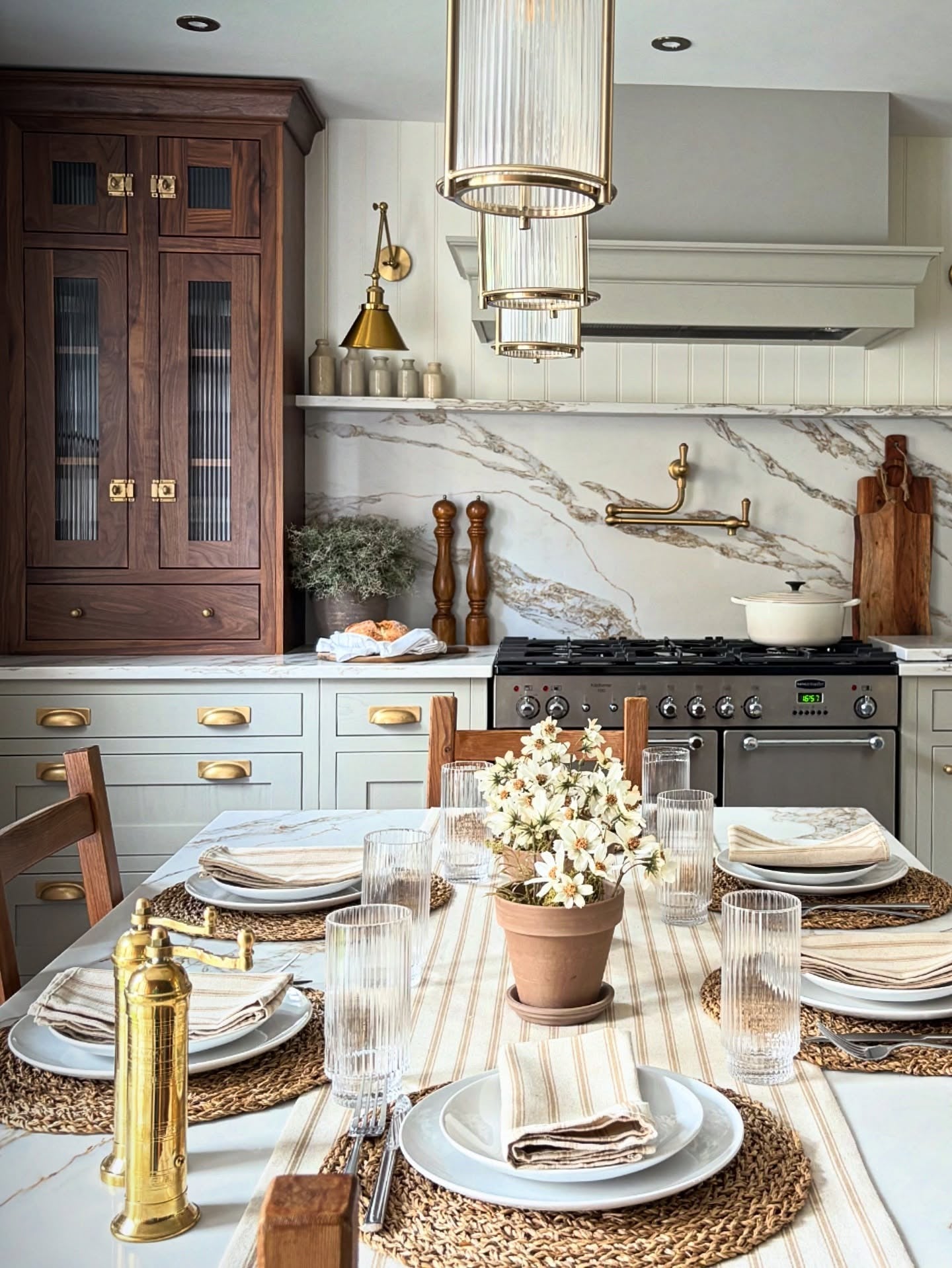 15 Timeless Traditional Kitchen Ideas You’ll Love