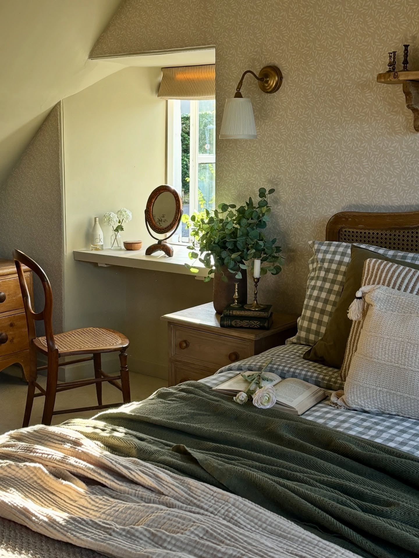 Copy - 15 Silver Black Bedroom Ideas That Feel Chic & Modern