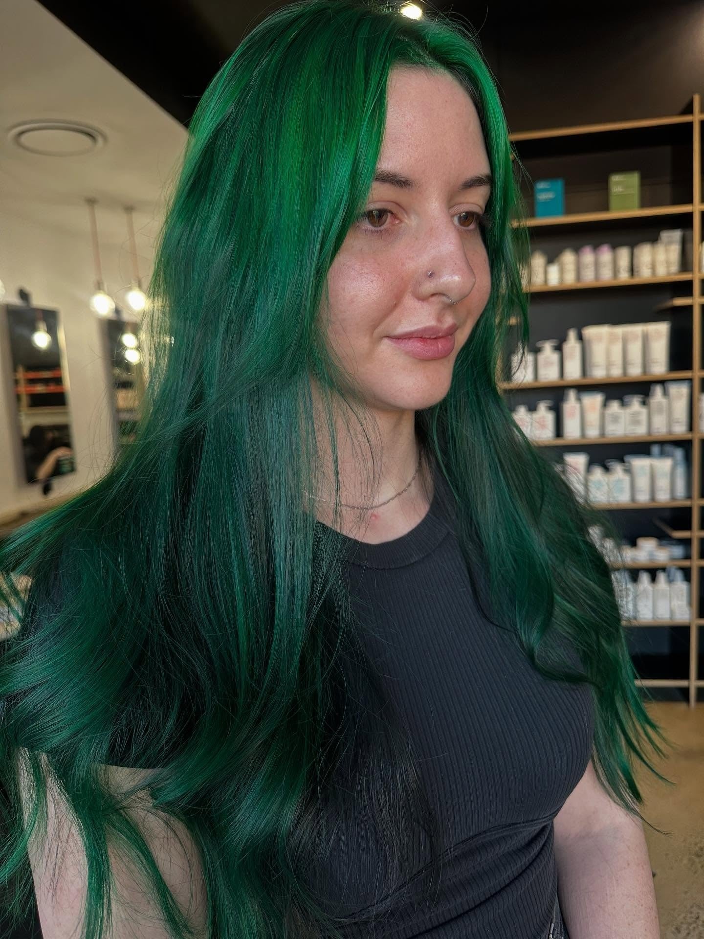 15 Striking Green Hair Color Looks Worth Trying