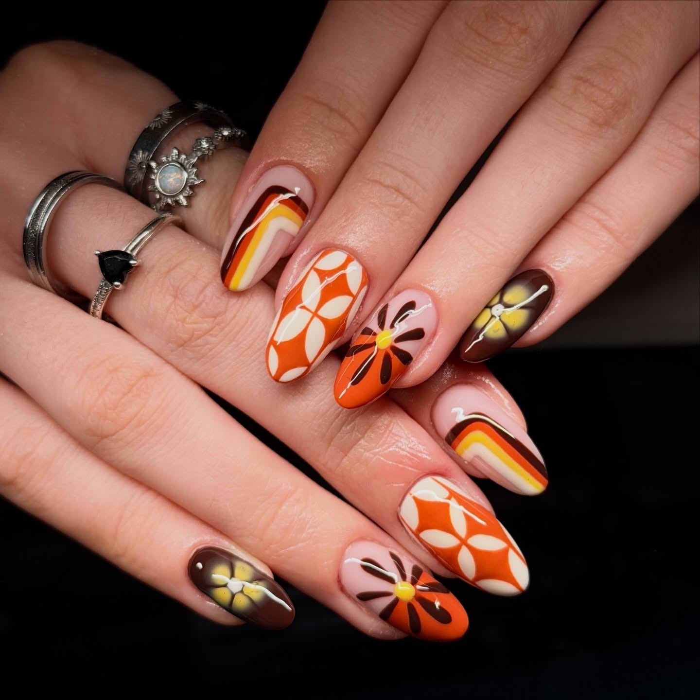 15 Hippie Nail Ideas You Need To Try