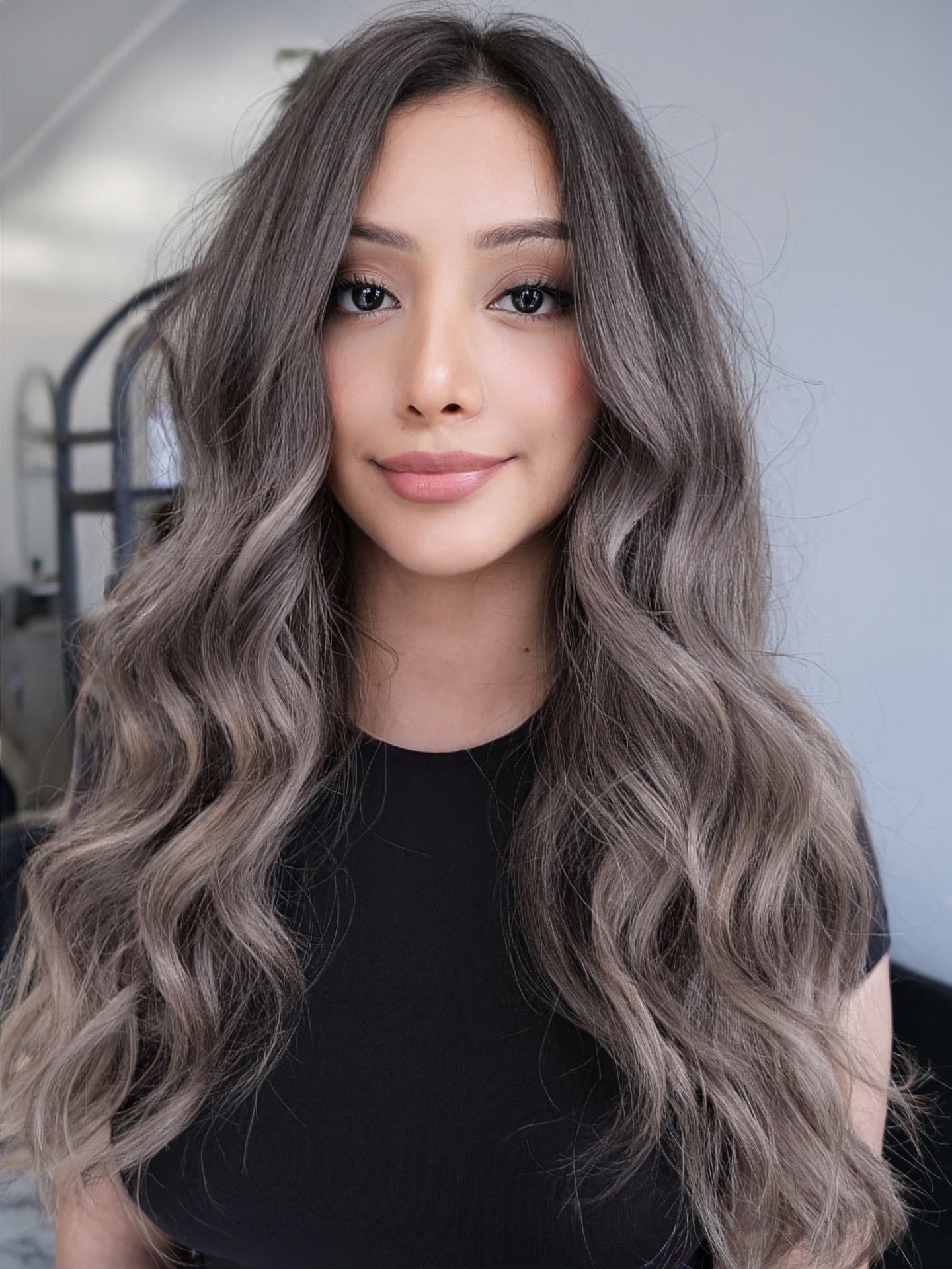15 Chic Ash Blonde Balayage Looks