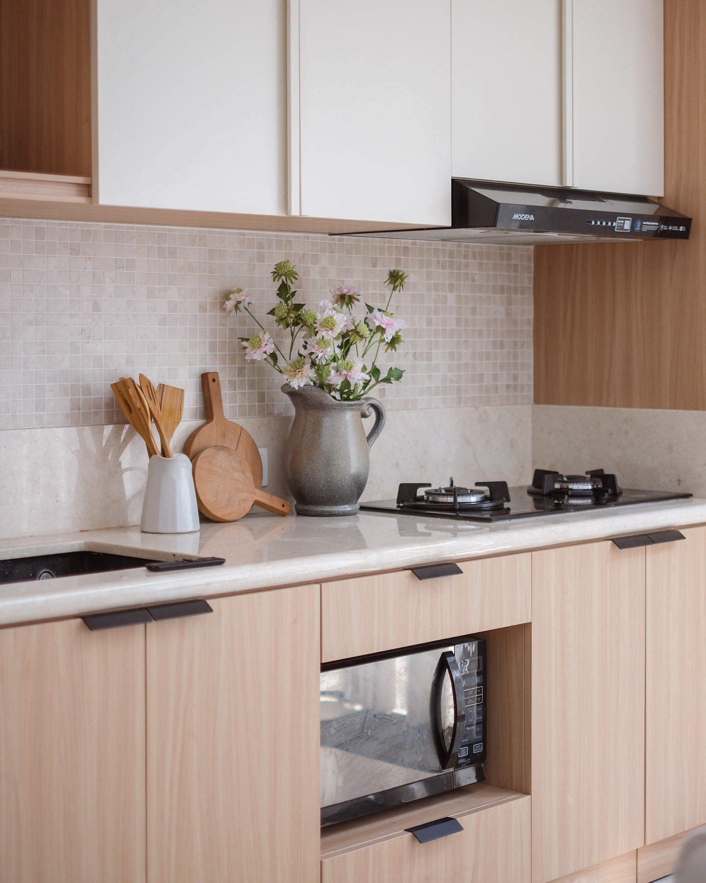 18 Fresh Small Kitchen Backsplash Ideas You’ll Love