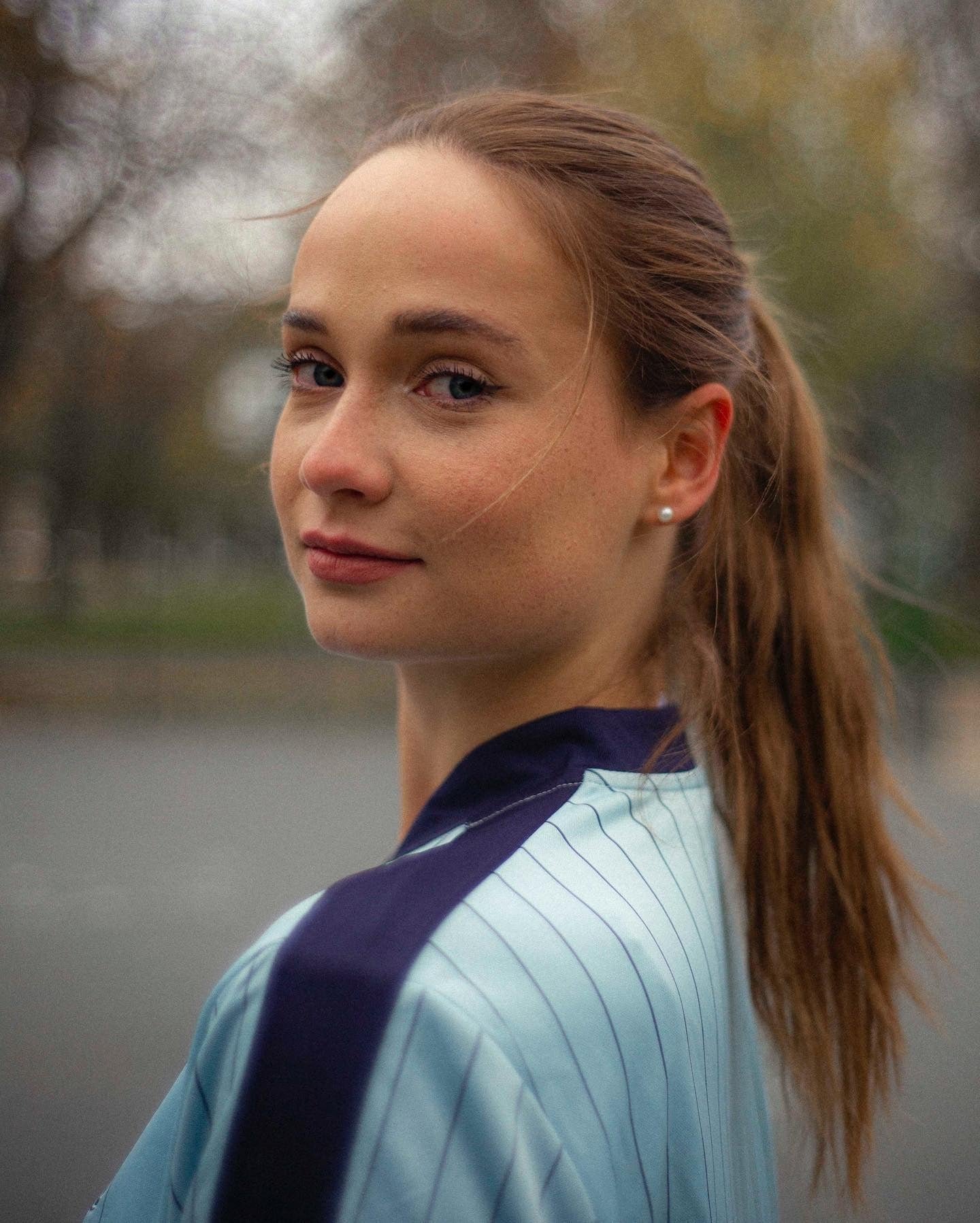 15 Volleyball Hairstyles That Slay Every Game