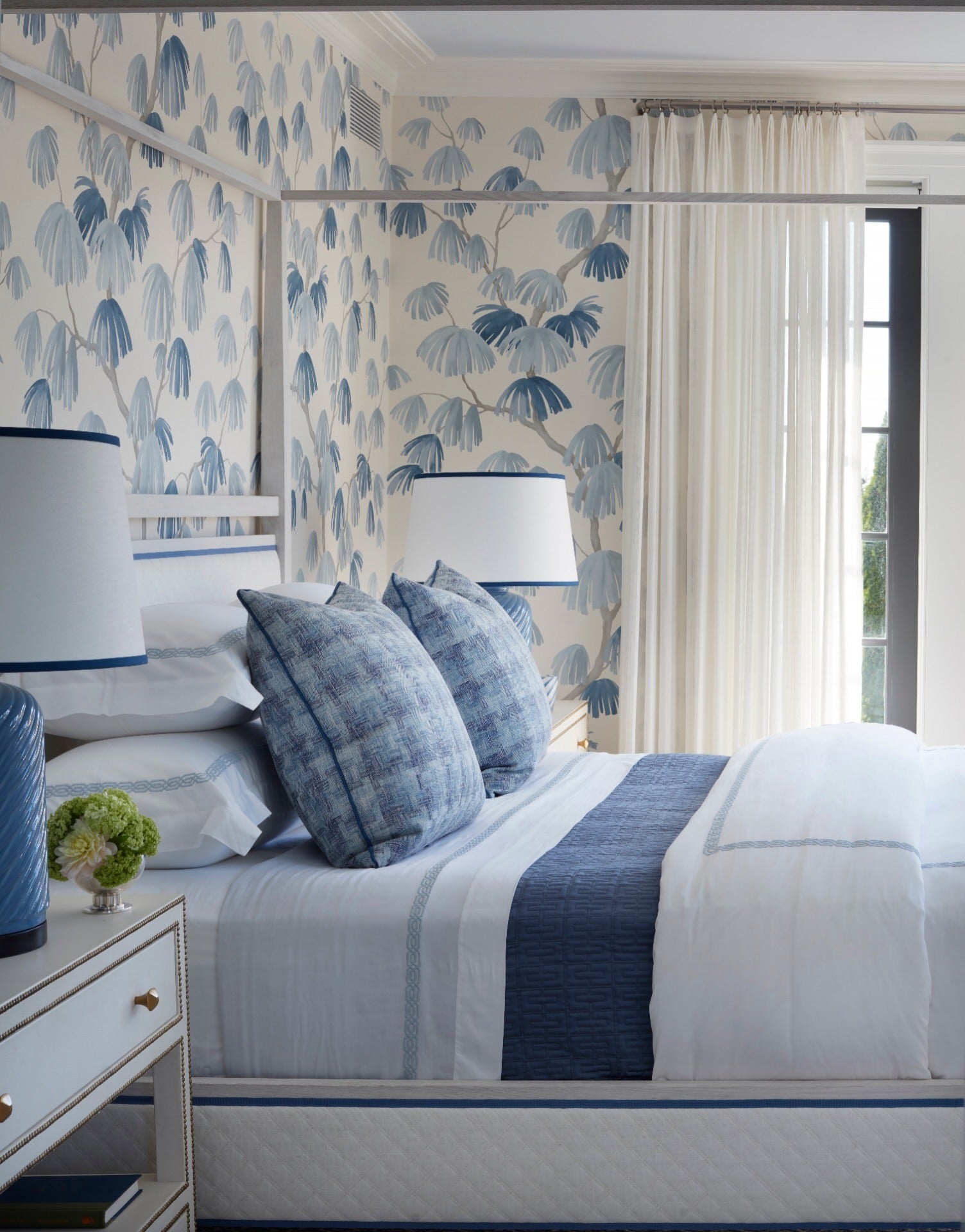 15 Blue Master Bedroom Ideas for a Stunning Space