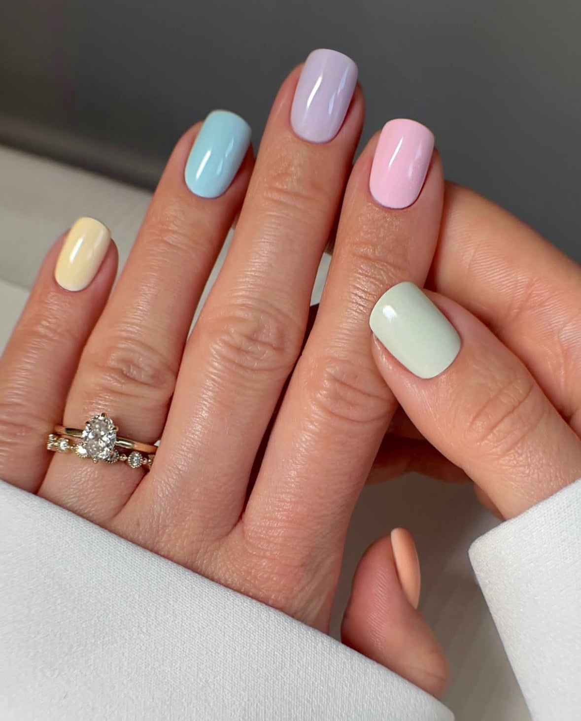 25 Prettiest Simple Pastel Nail Ideas to Try Today