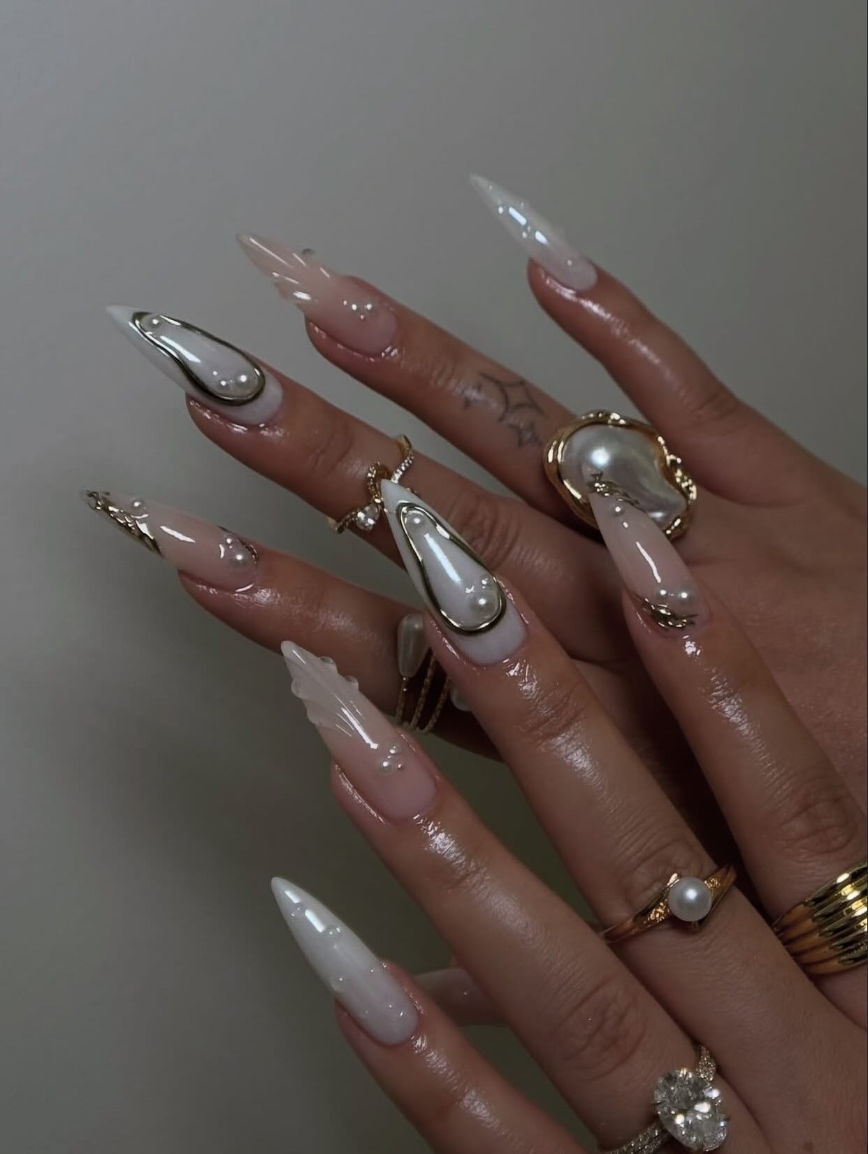 15 Gorgeous Pointed Nail Ideas For Every Style