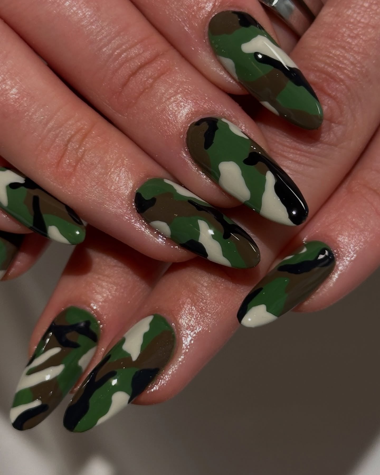 15 Chic Camouflage Nail Ideas