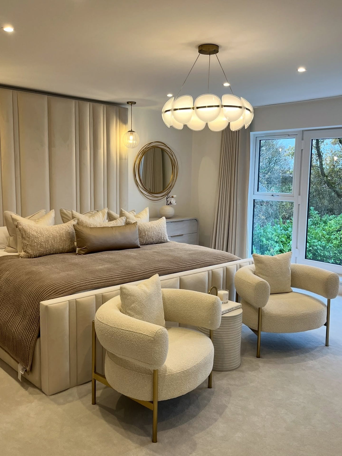 15 Classy Bedroom Ideas For Couples You’ll Love