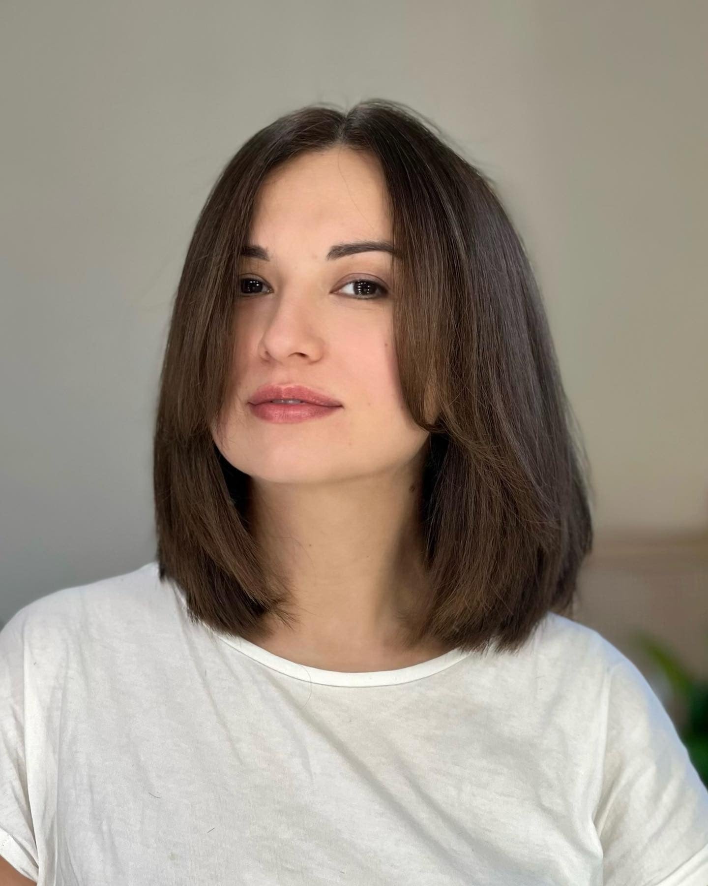 15 Chic Shoulder Length Lob Ideas