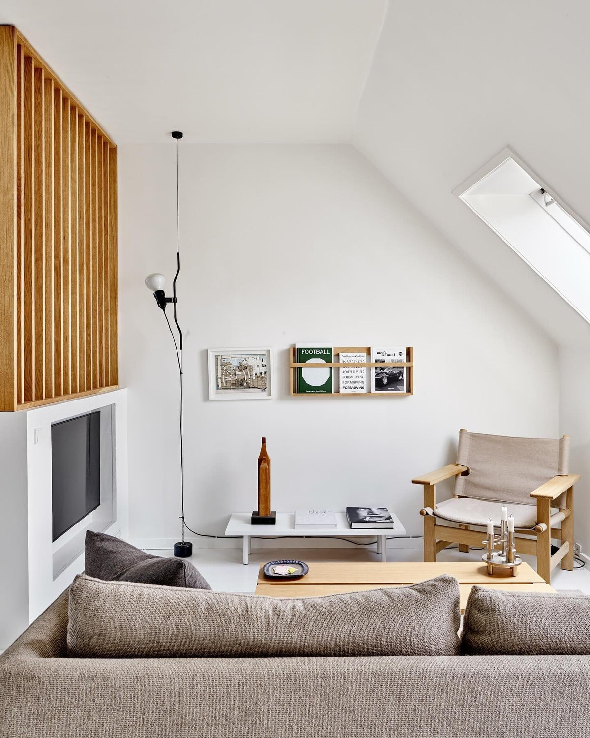 15 Small TV Living Room Ideas You’ll Love