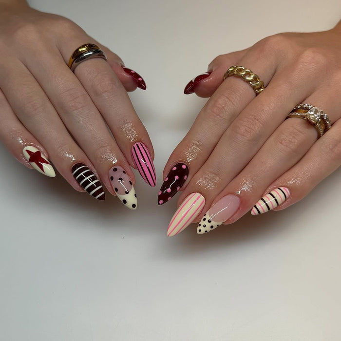 15 Chic & Modern Trendy Nail Ideas to Try Now