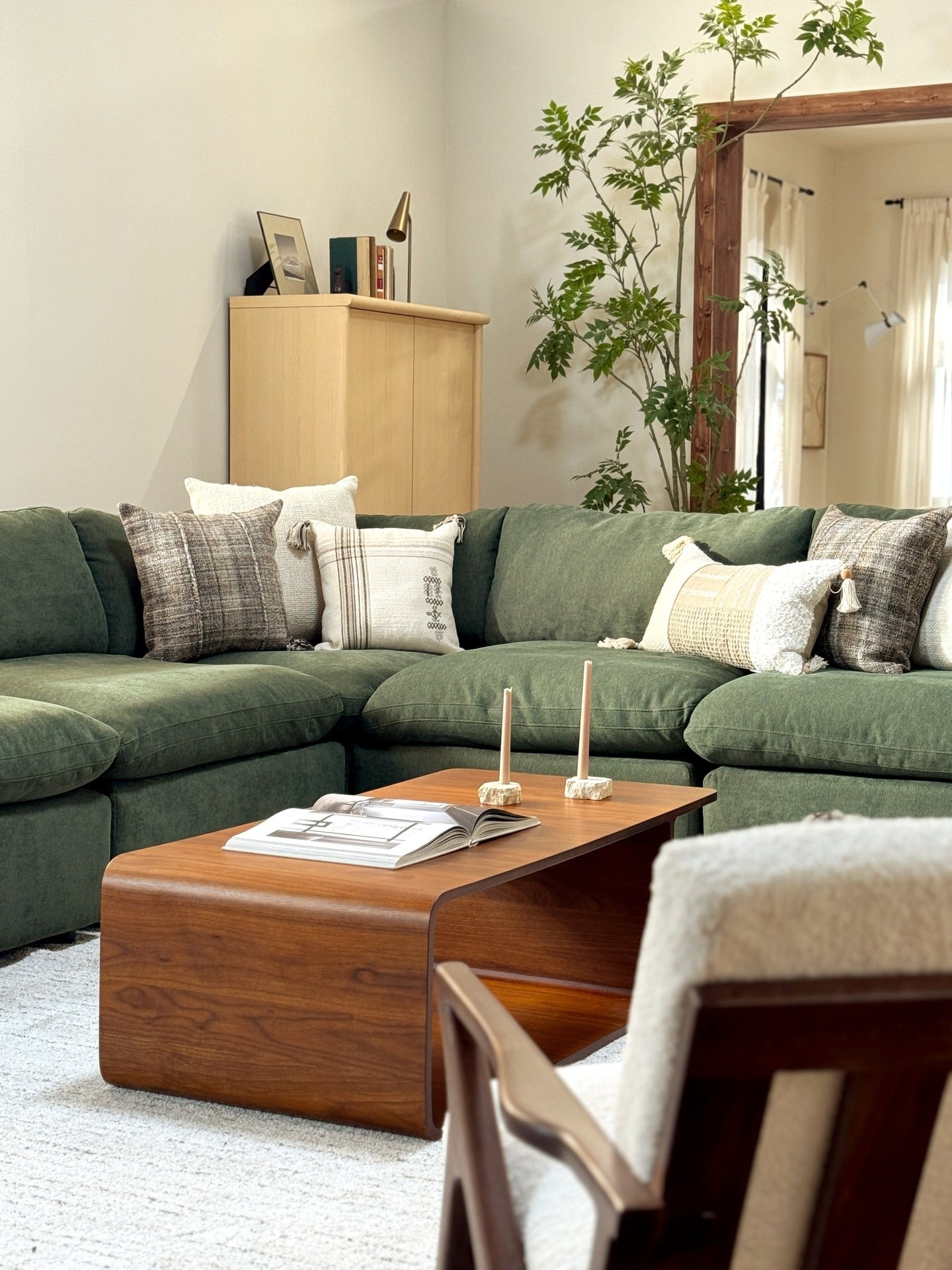 15 Green And Gray Living Room Ideas That Feel Chic
