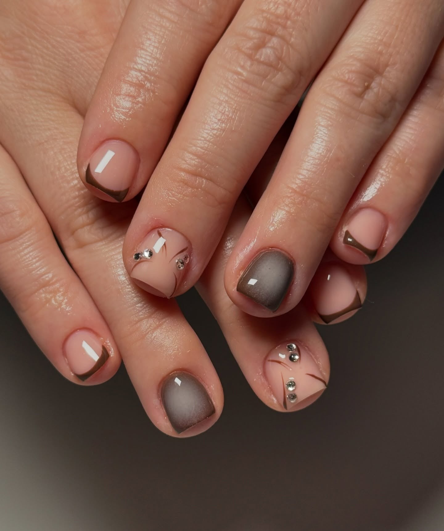 15 Gorgeous Very Short Nail Designs 2025