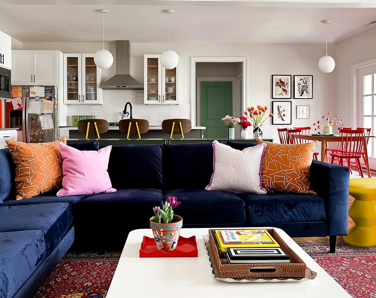 25 Bold Blue Sofa Living Room Ideas to Try