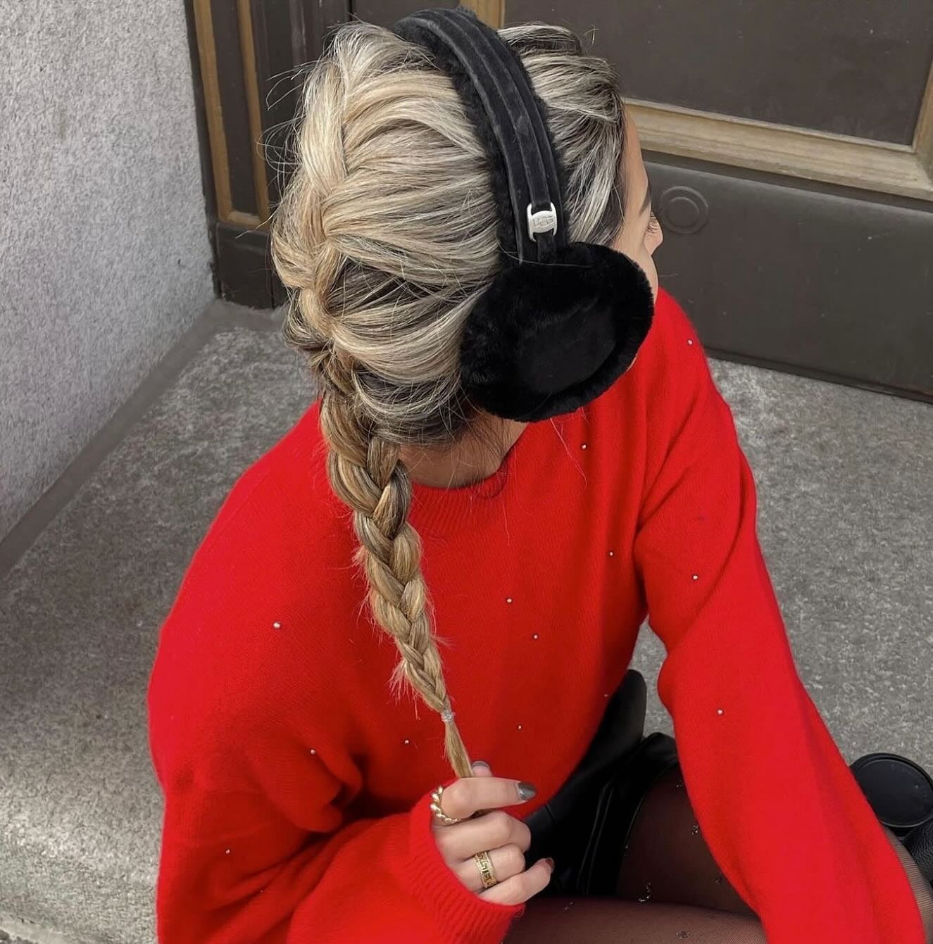 15 Must-Have Winter Hairstyles for 2025