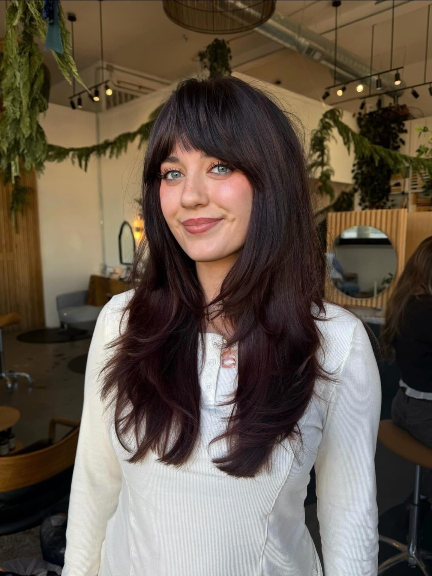 15 Long Wispy Hairstyles With Curtain Bangs You’ll Want Now
