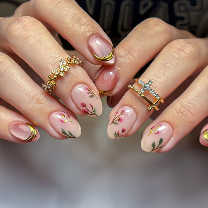 15 Must-See Floral Nail Ideas for 2025