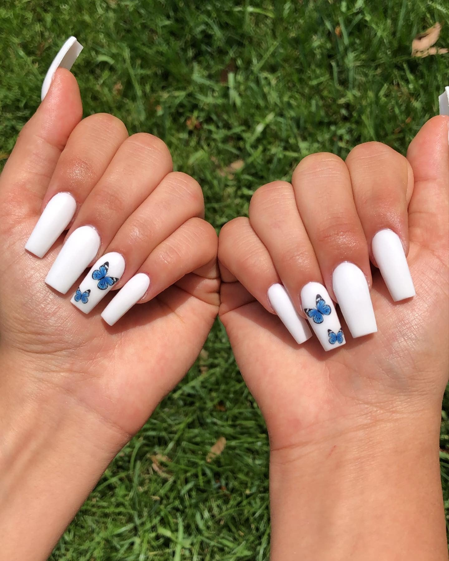 15 Stunning White Coffin Nail Ideas