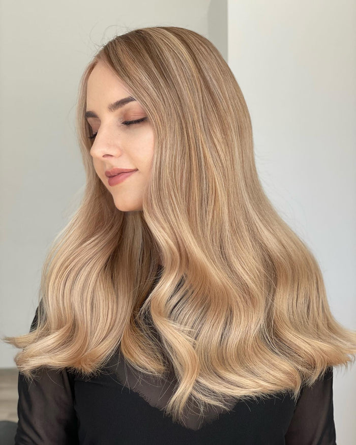 22 Honey Blonde Hair Color Styles That Slay