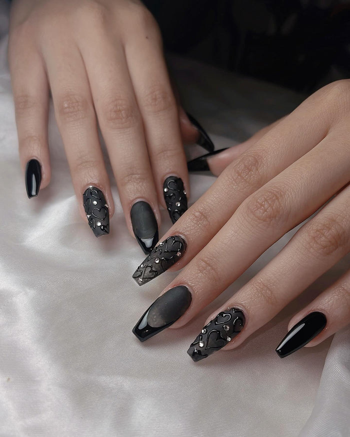 12 Black Heart Nail Ideas with Stunning Designs