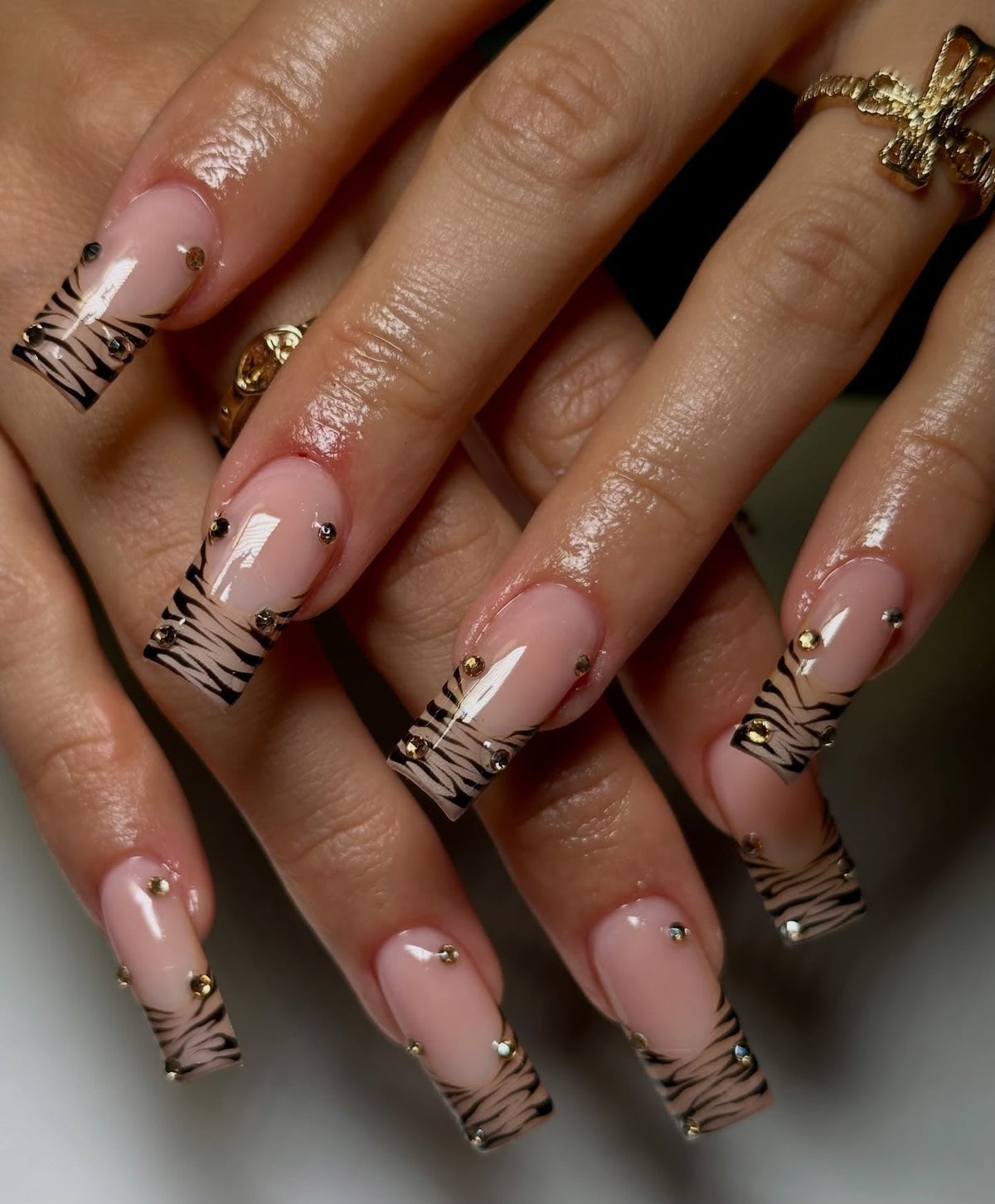 15 Trendy Zebra Nail Ideas
