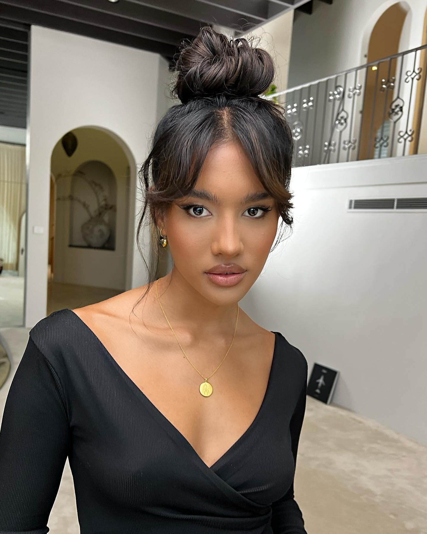 15 Easy Top Knot Hairstyles That Feel Luxe