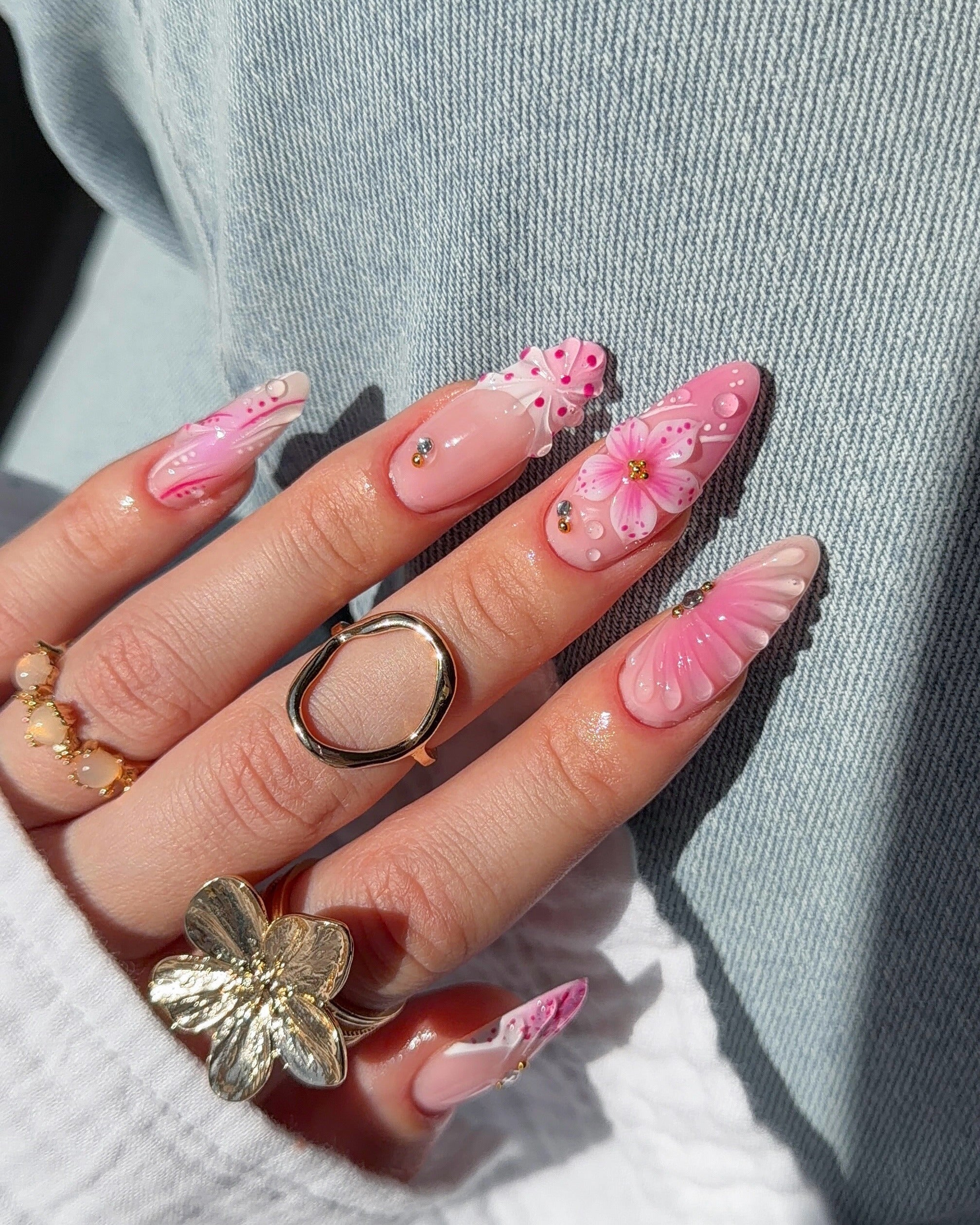 15 Elegant Flower Nail Ideas You'll Save