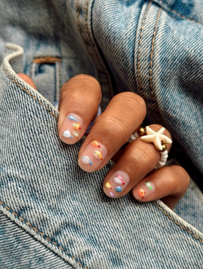 15 Eye-Catching Trendy Simple Nail Ideas for 2025