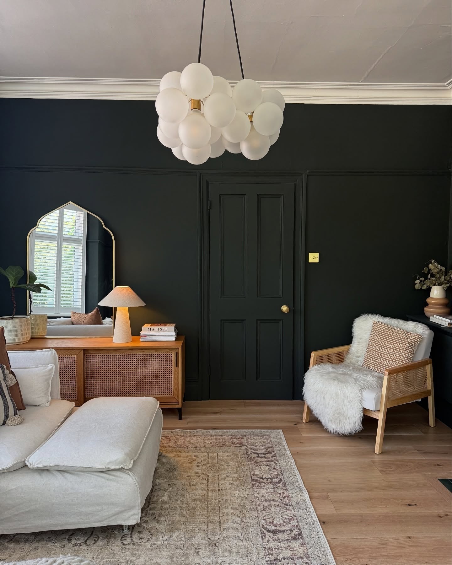 15 Dark Living Room Ideas for Bold Style