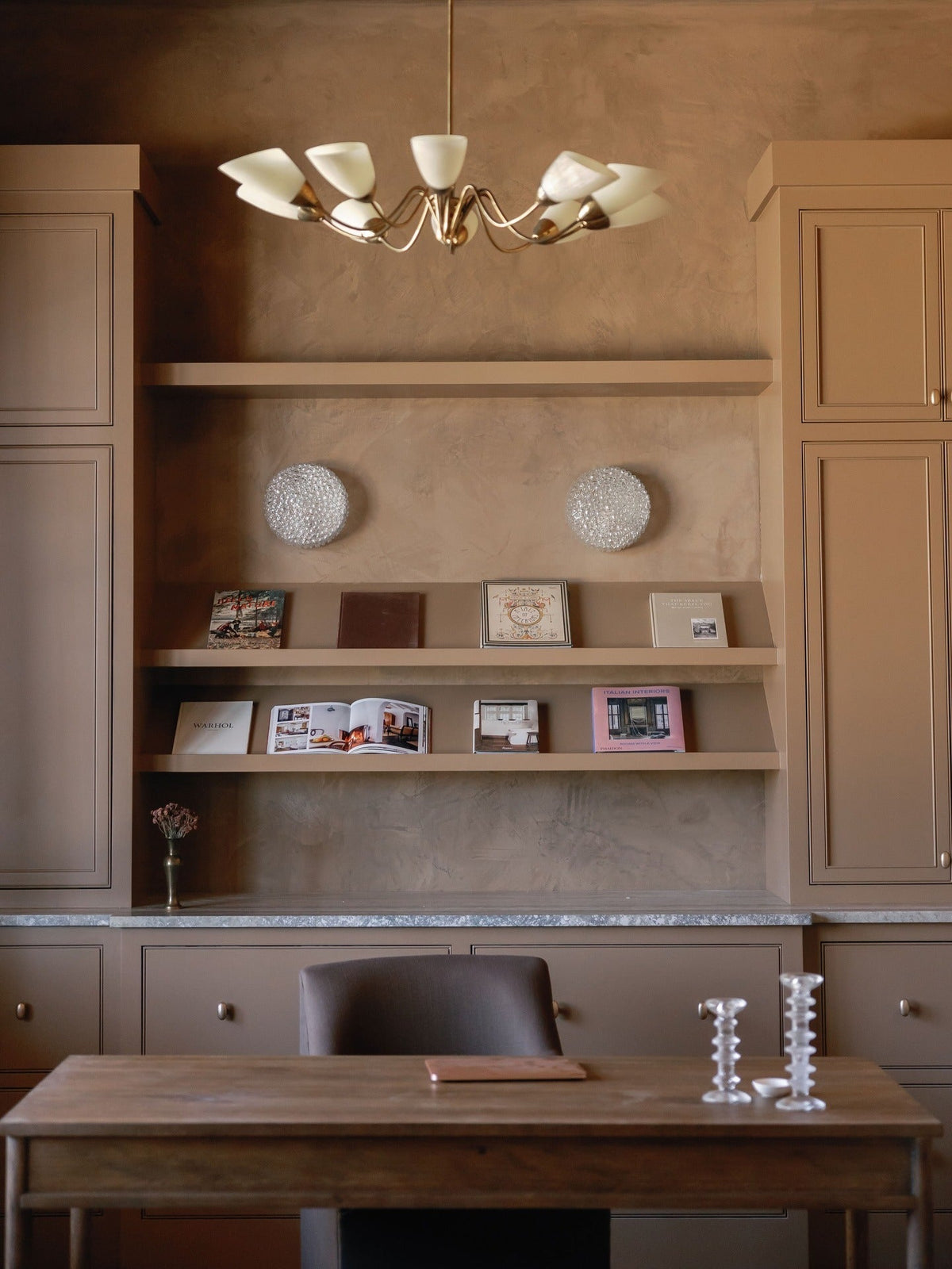 15 Business Office Ideas That Feel Luxe