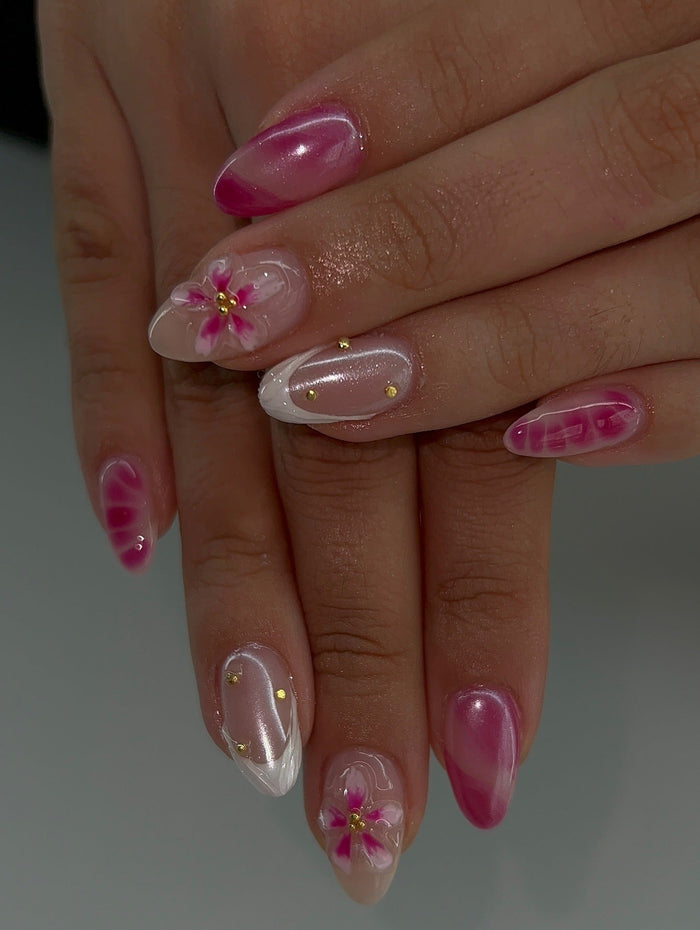 15 Short Almond Nail Ideas You’ll Love ✨