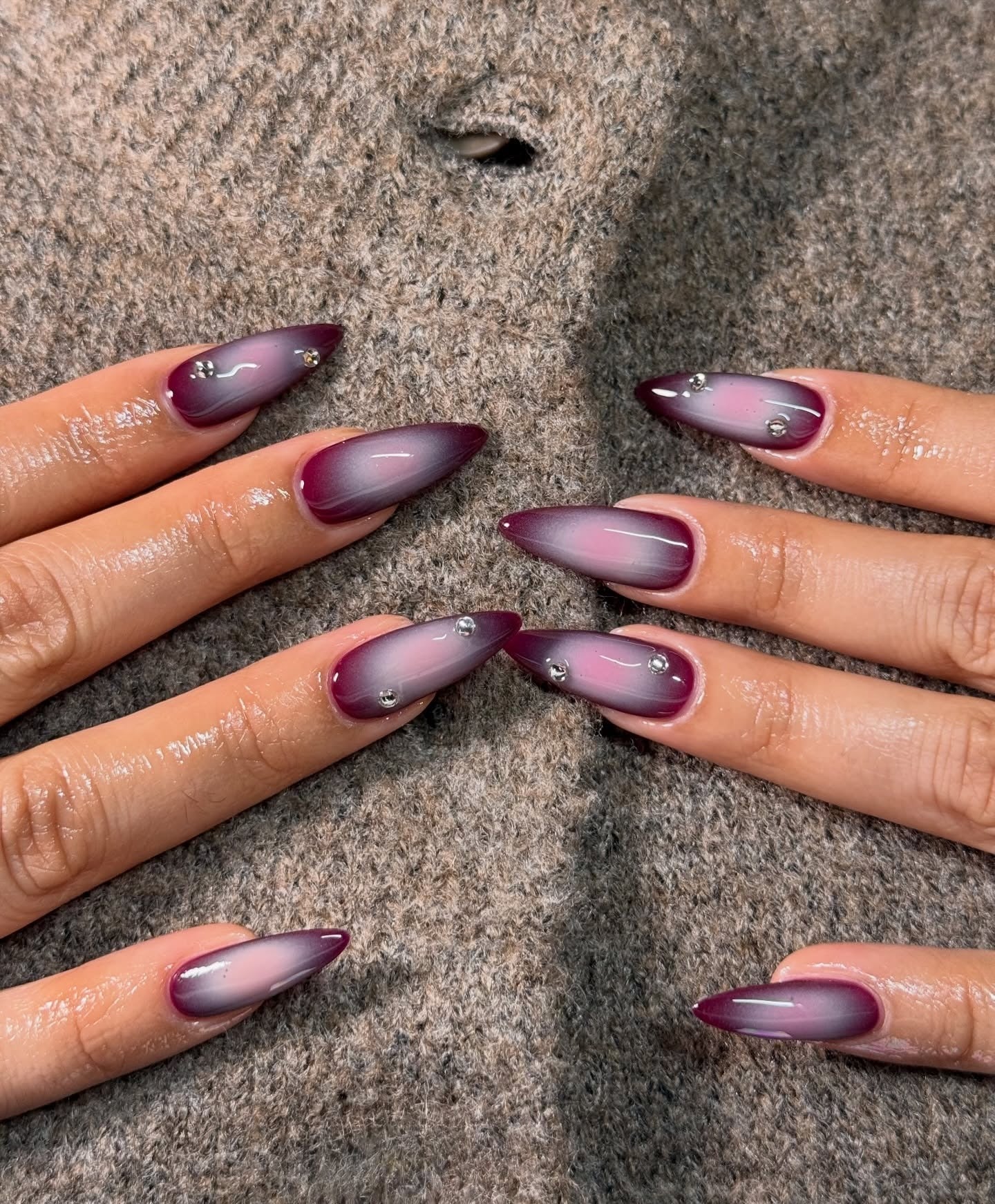 15 Chic Medium Length Nail Ideas to Save