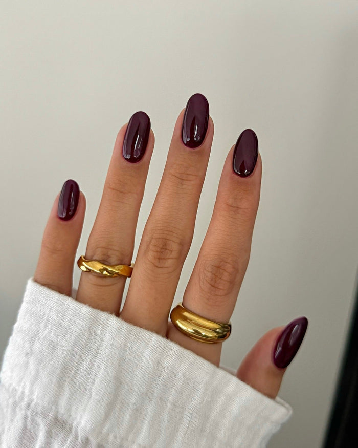 15 Easy Burgundy Nail Ideas You’ll Love