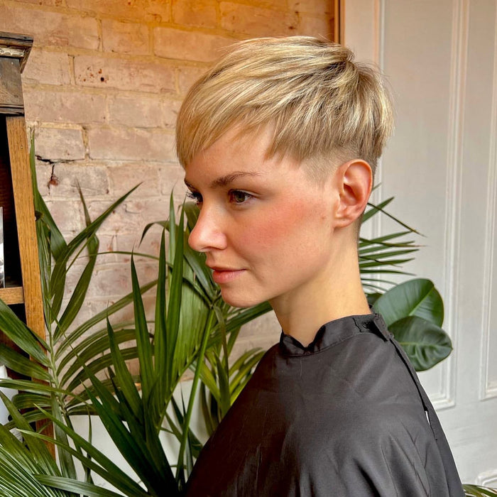 15 Chic Undercut Pixie Haircut Styles