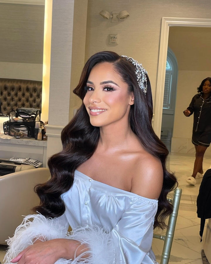 14 Romantic Wedding Hairstyles You’ll Adore ✨