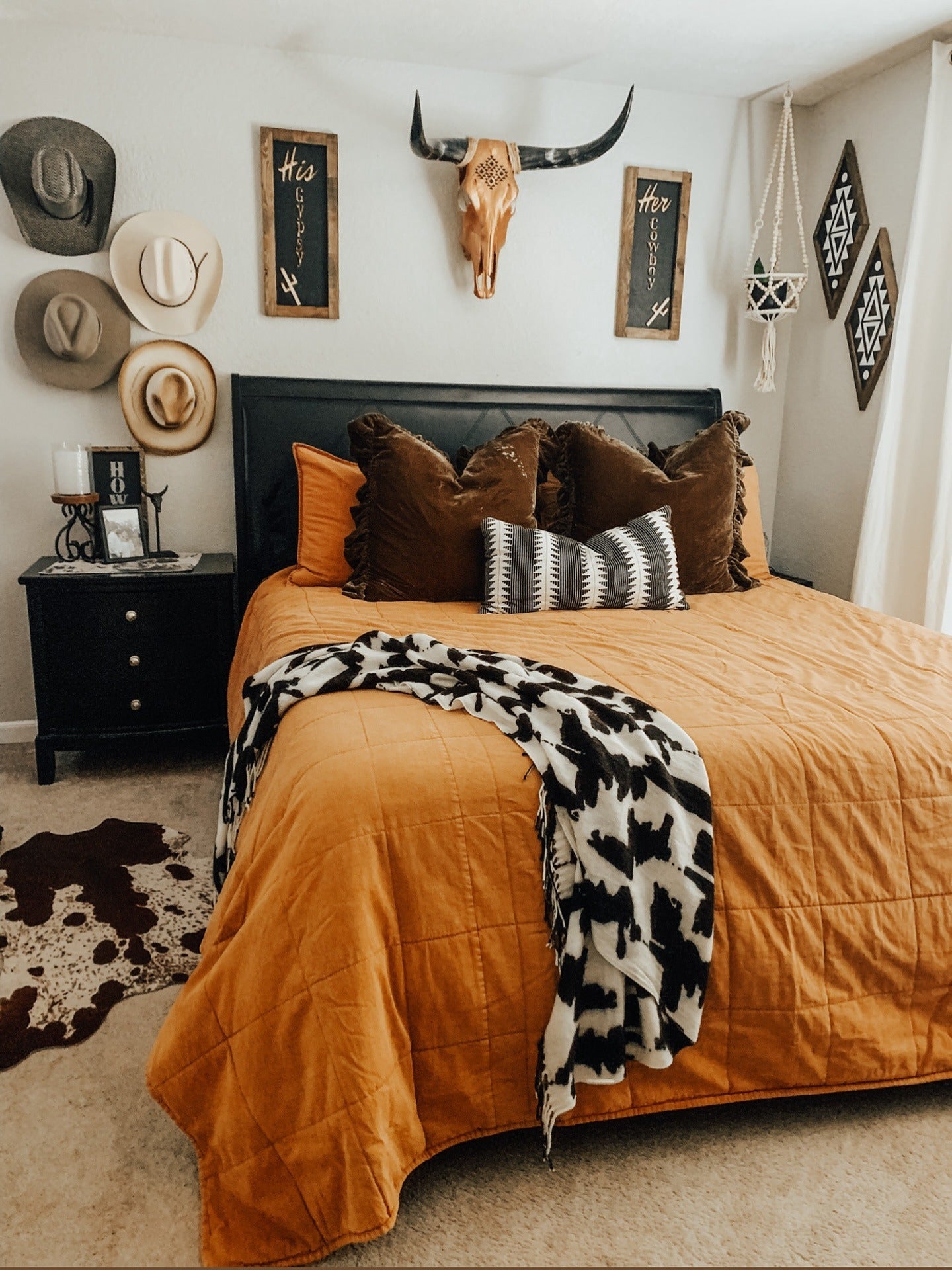 15 Western Bedroom Ideas You’ll Love 🤠
