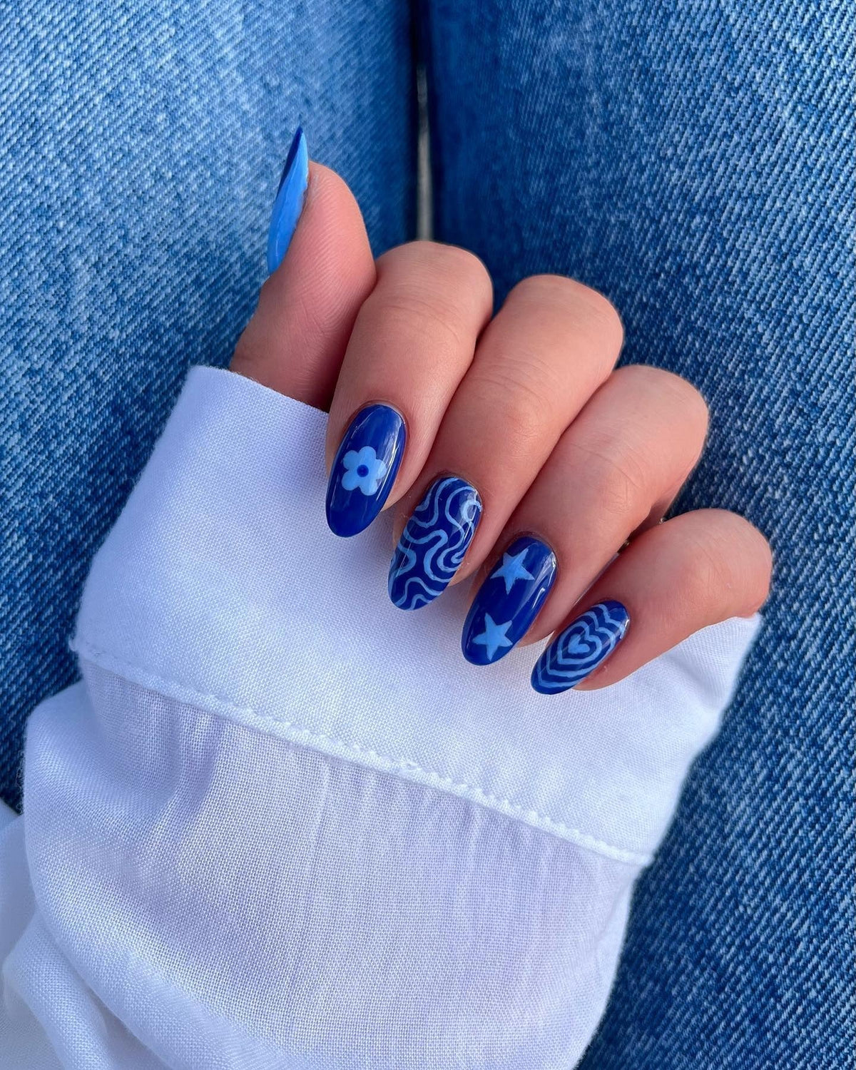 15 Stunning Simple Blue Nail Ideas