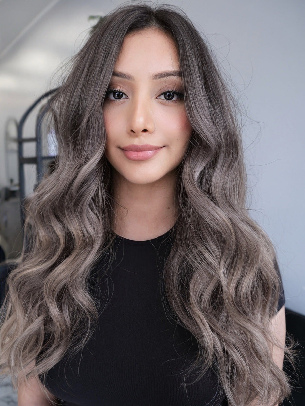 15 Chic Ash Blonde Balayage Looks