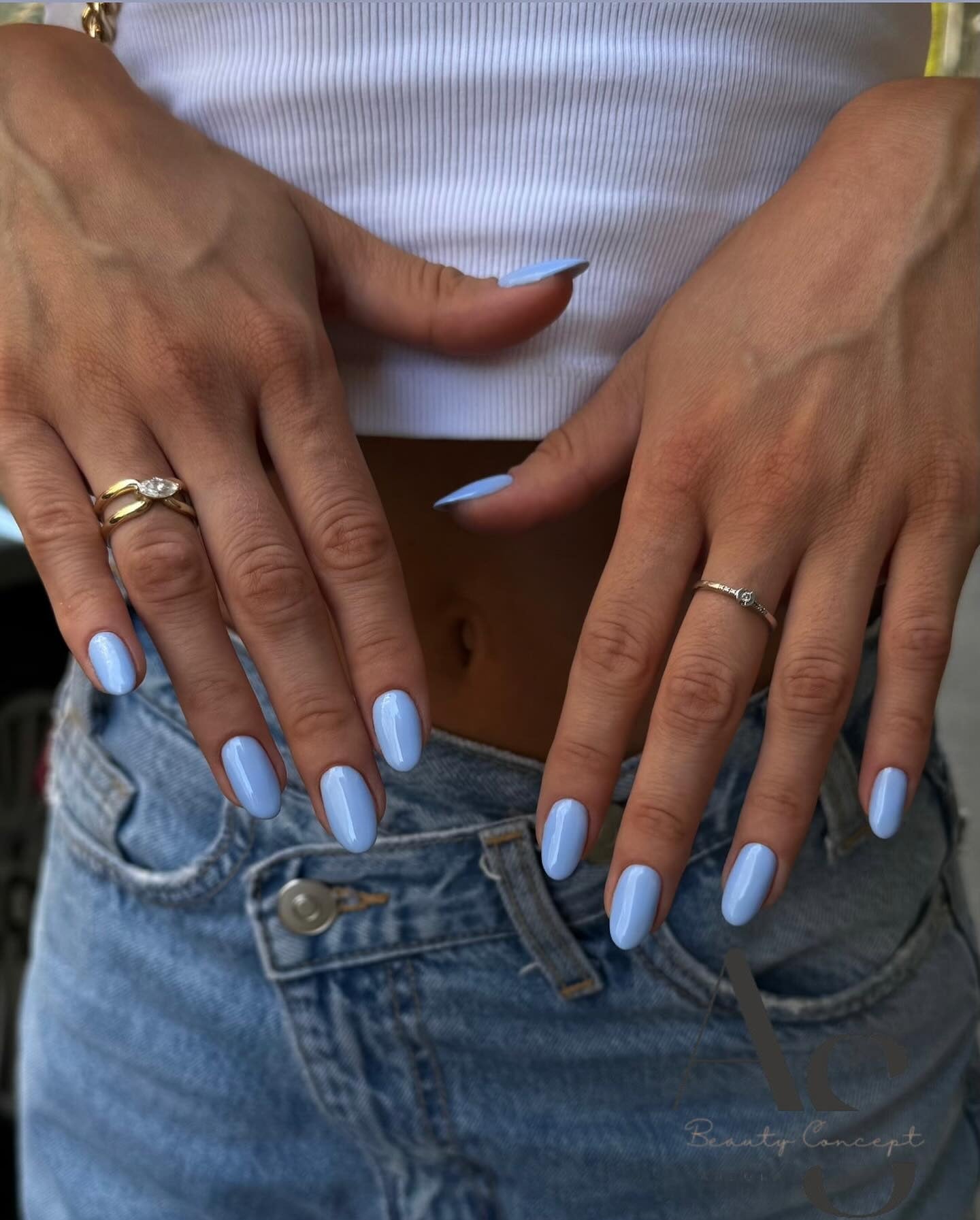 15 Classy Baby Blue Nail Ideas You Need Now