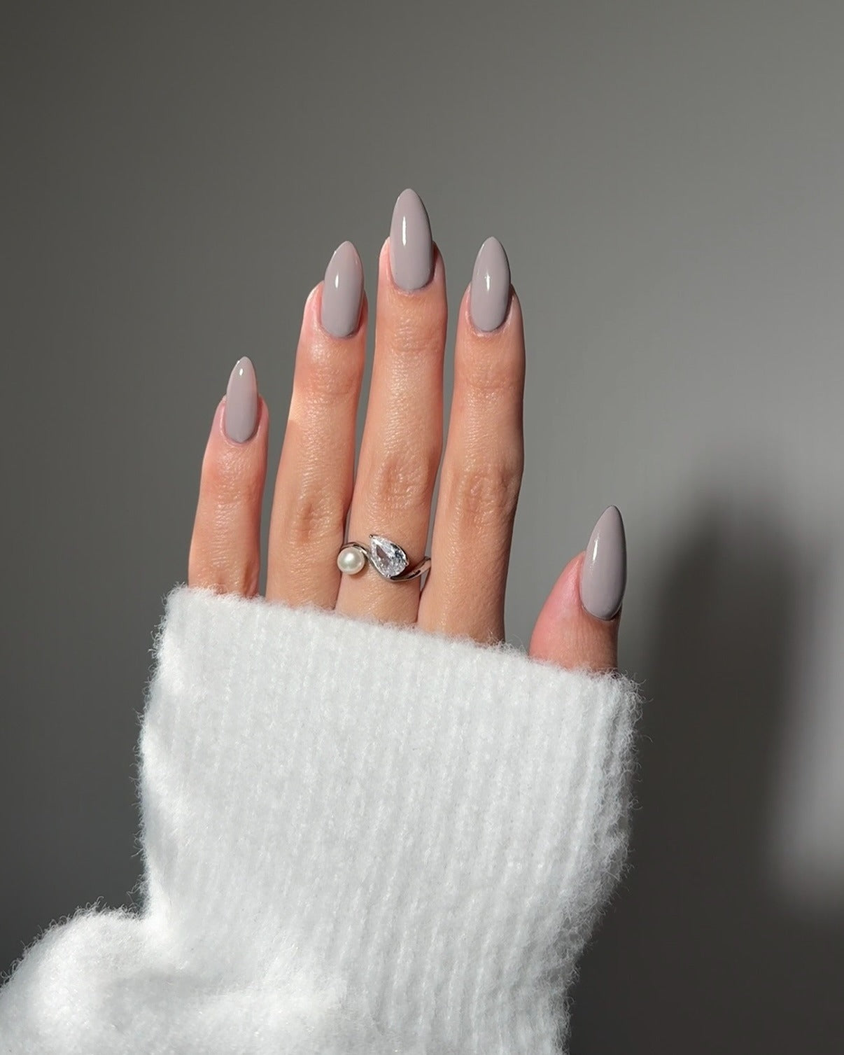 15 Bold Gray Nail Ideas Perfect for 2025