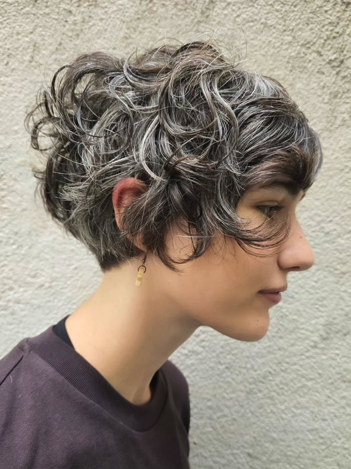 15 Chic Side Swept Pixie Haircut Ideas