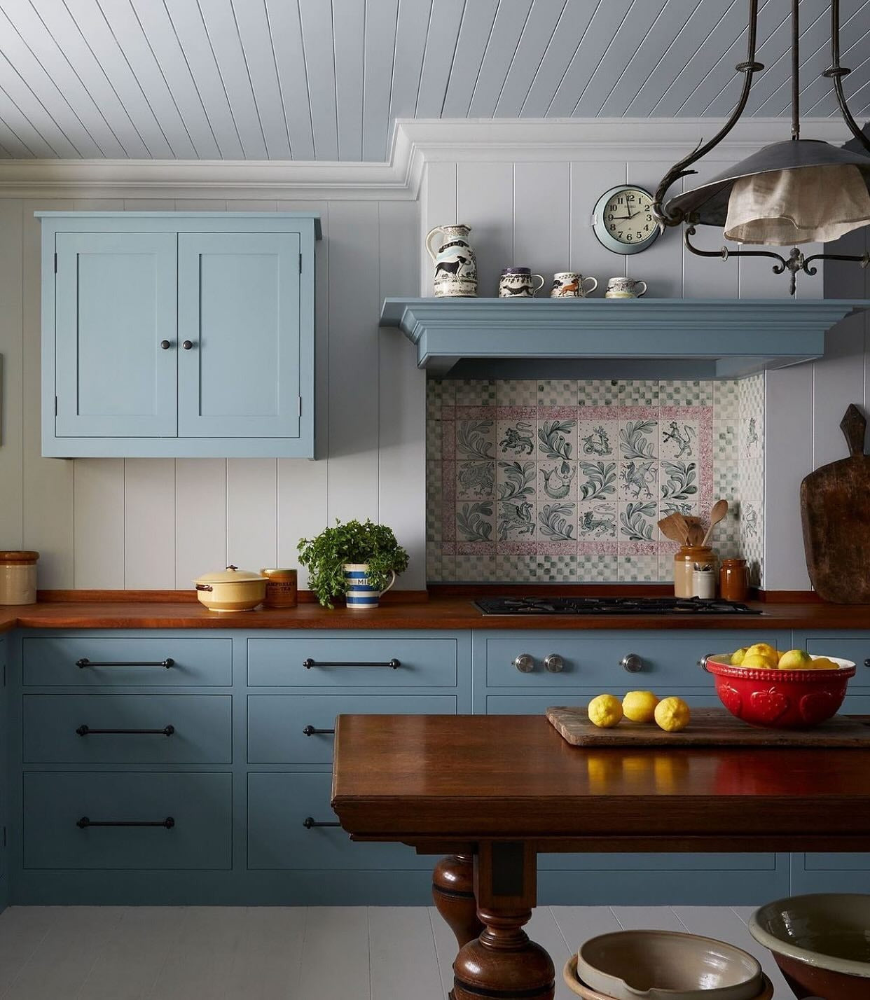 15 Chic Yellow And Blue Kitchen Ideas