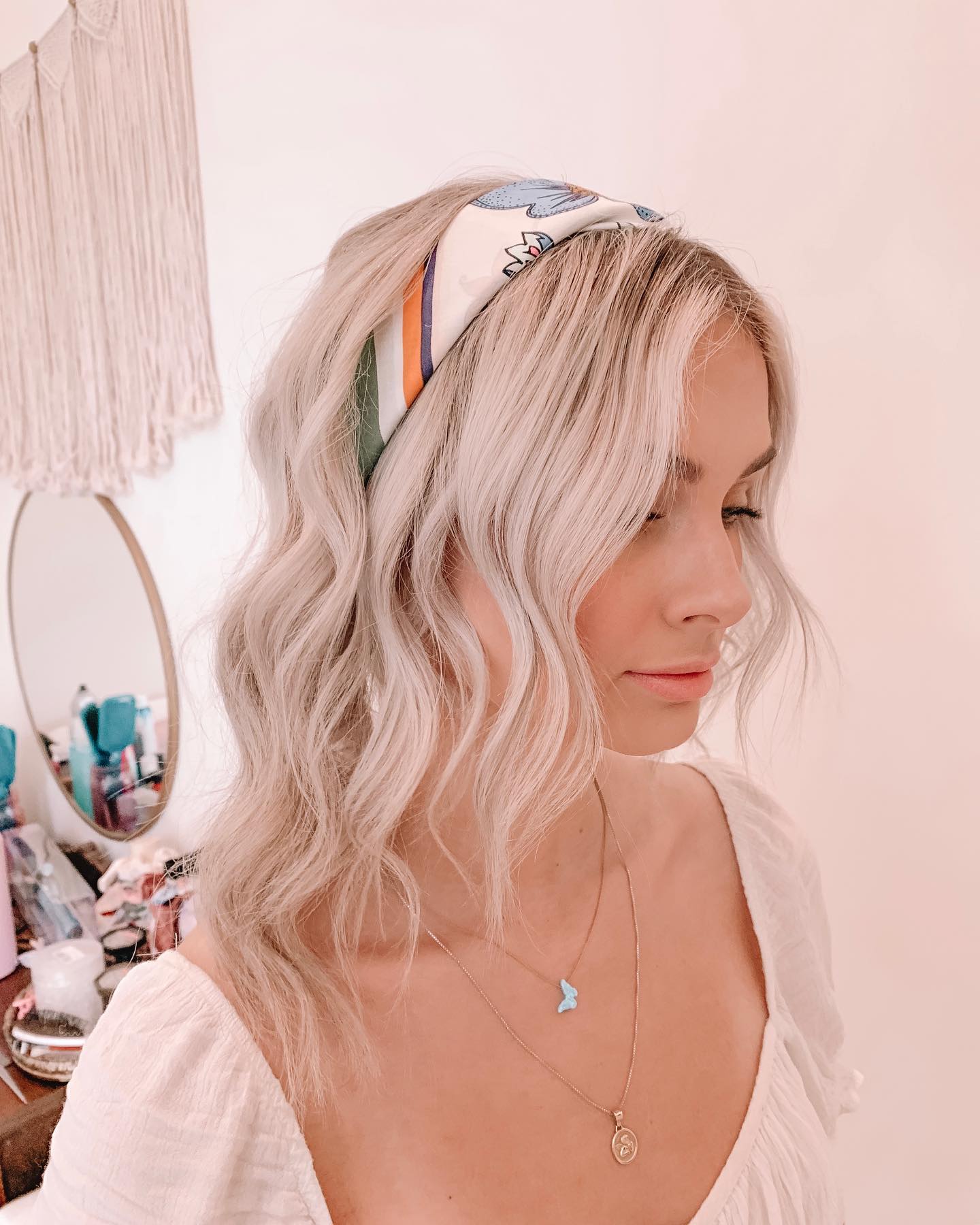 27 Stylish Bandana Hairstyles for Instant Glam