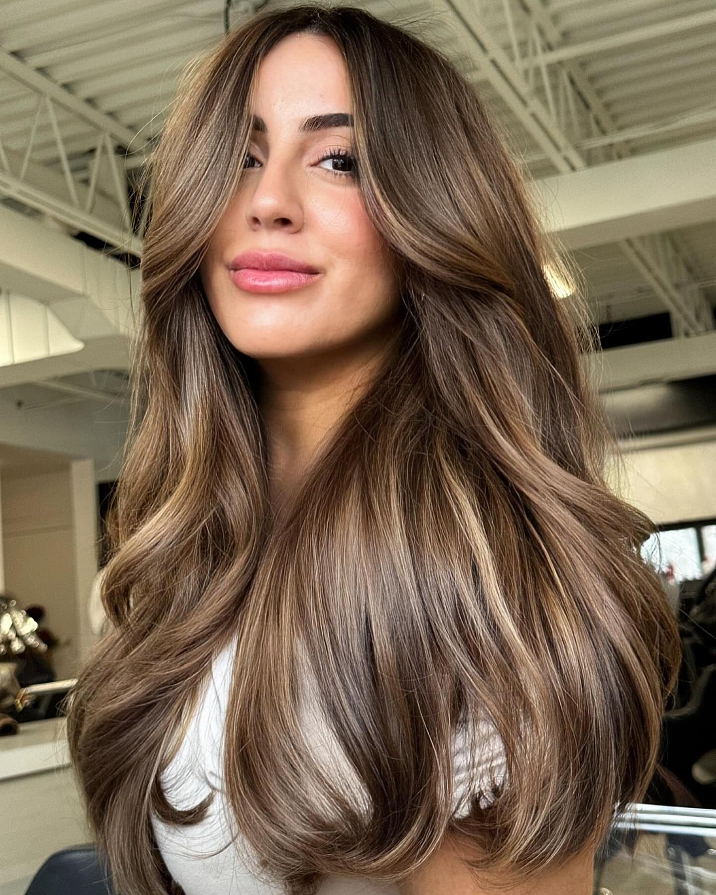 30 Must-See Light Brown Hair with Bright Highlights